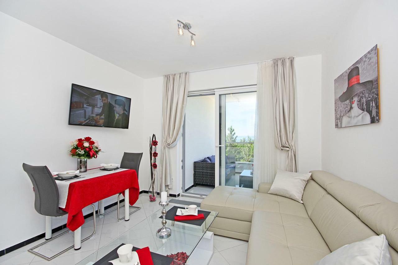Villa Inis Makarska Exterior foto